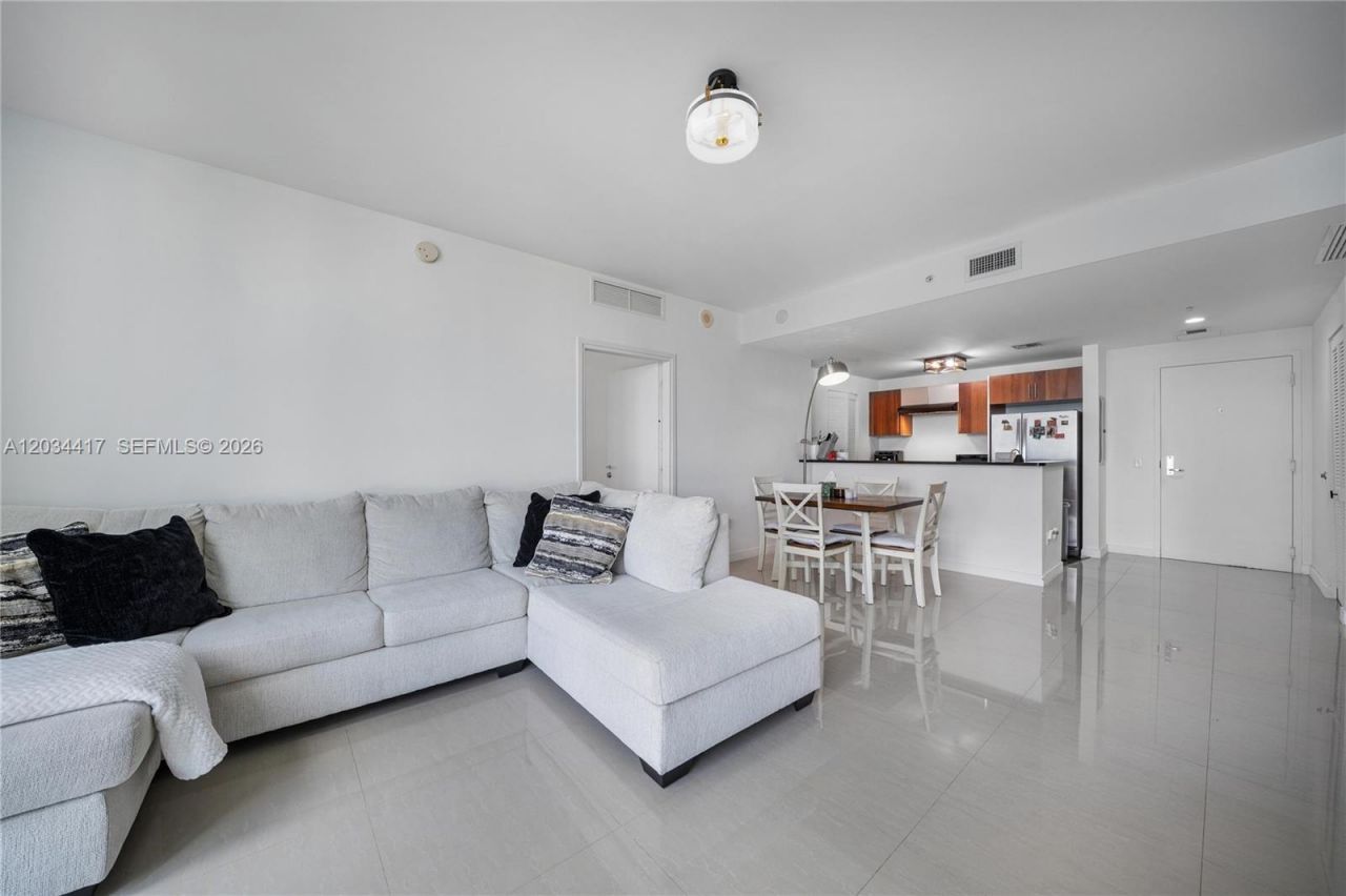 300 S Biscayne Blvd, Unit T-3406, Miami, FL 33131 Photo