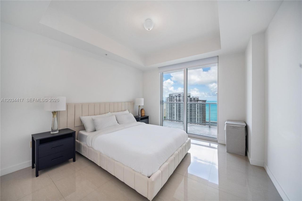 300 S Biscayne Blvd, Unit T-3406, Miami, FL 33131 Photo