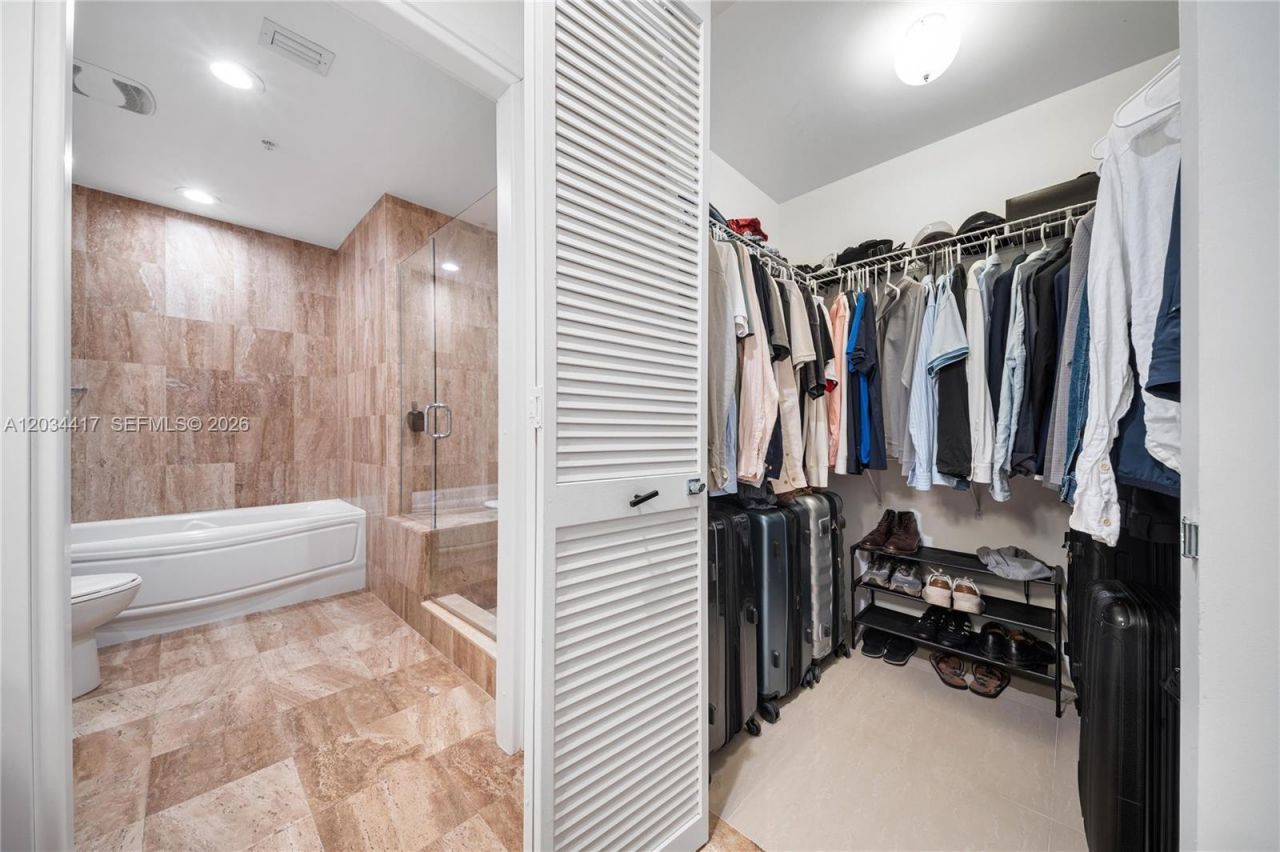 300 S Biscayne Blvd , Unit T-3406, Miami, FL 33131 Photo