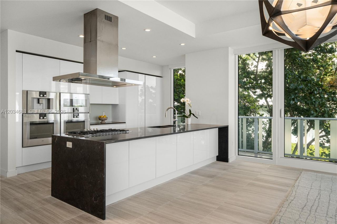 4701 N Meridian Ave , Unit 315, Miami Beach, FL 33140 Photo