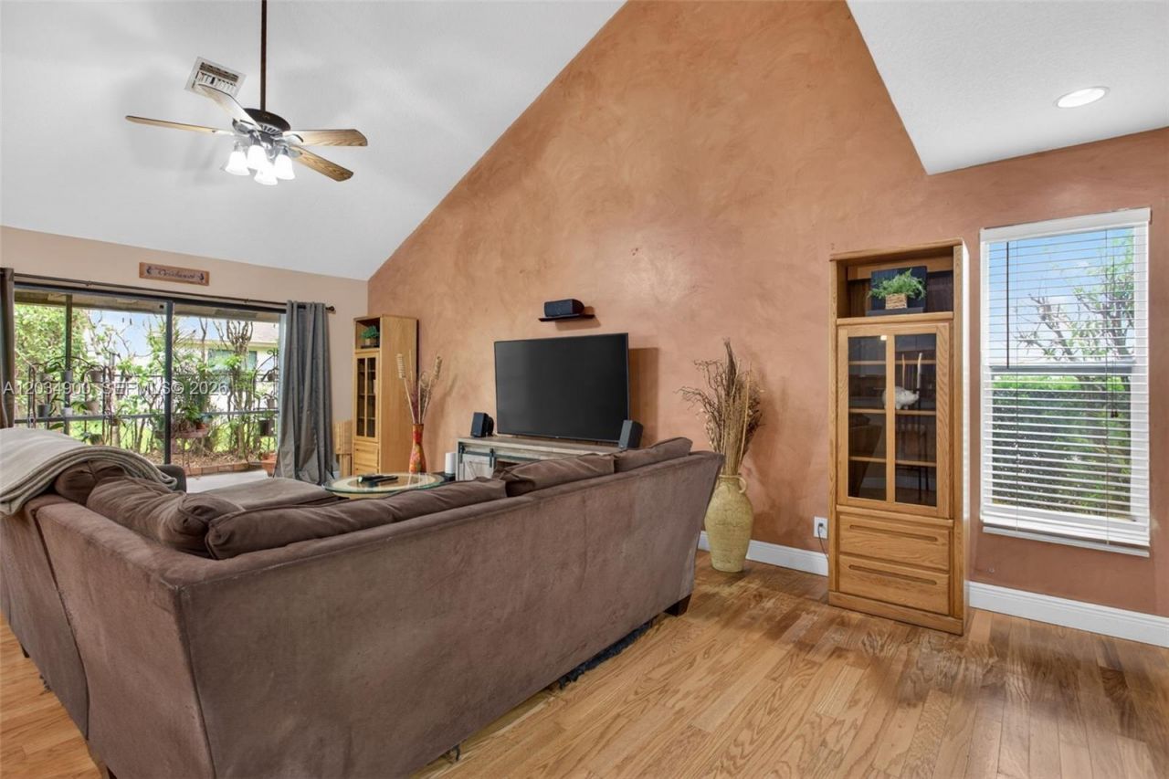 5115 NW 51st Ave, Coconut Creek, FL 33073 Photo