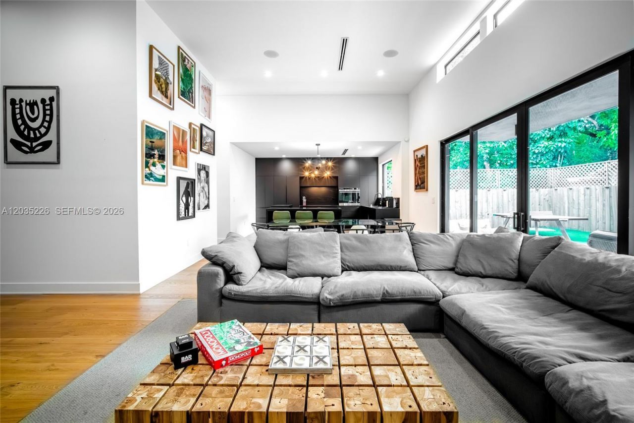 243 NW 42nd St , Miami, FL 33127 Photo