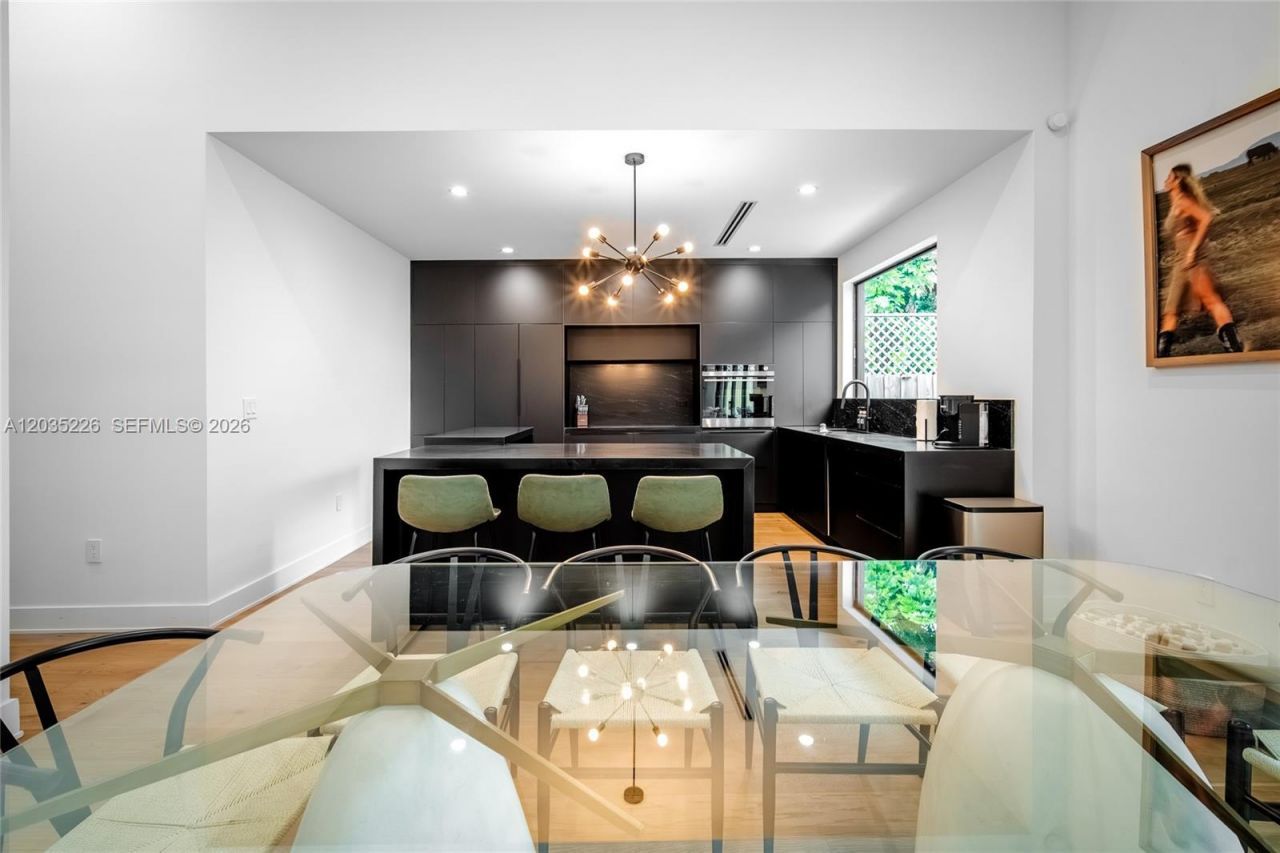 243 NW 42nd St , Miami, FL 33127 Photo