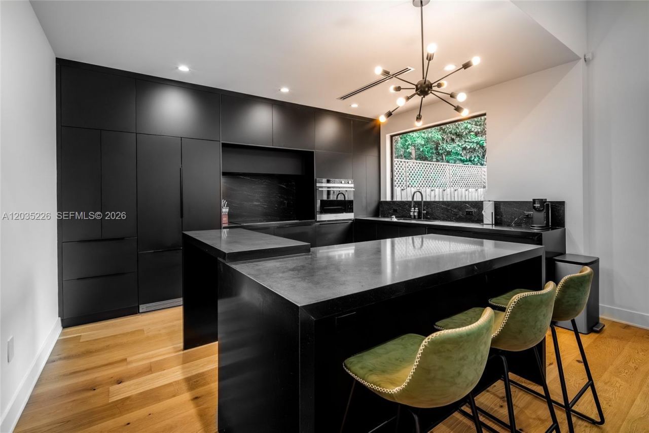 243 NW 42nd St , Miami, FL 33127 Photo