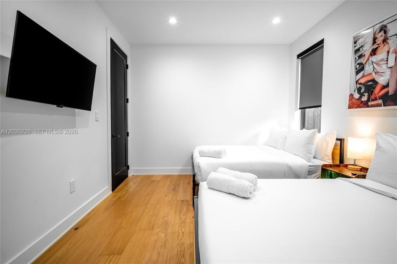 243 NW 42nd St , Miami, FL 33127 Photo