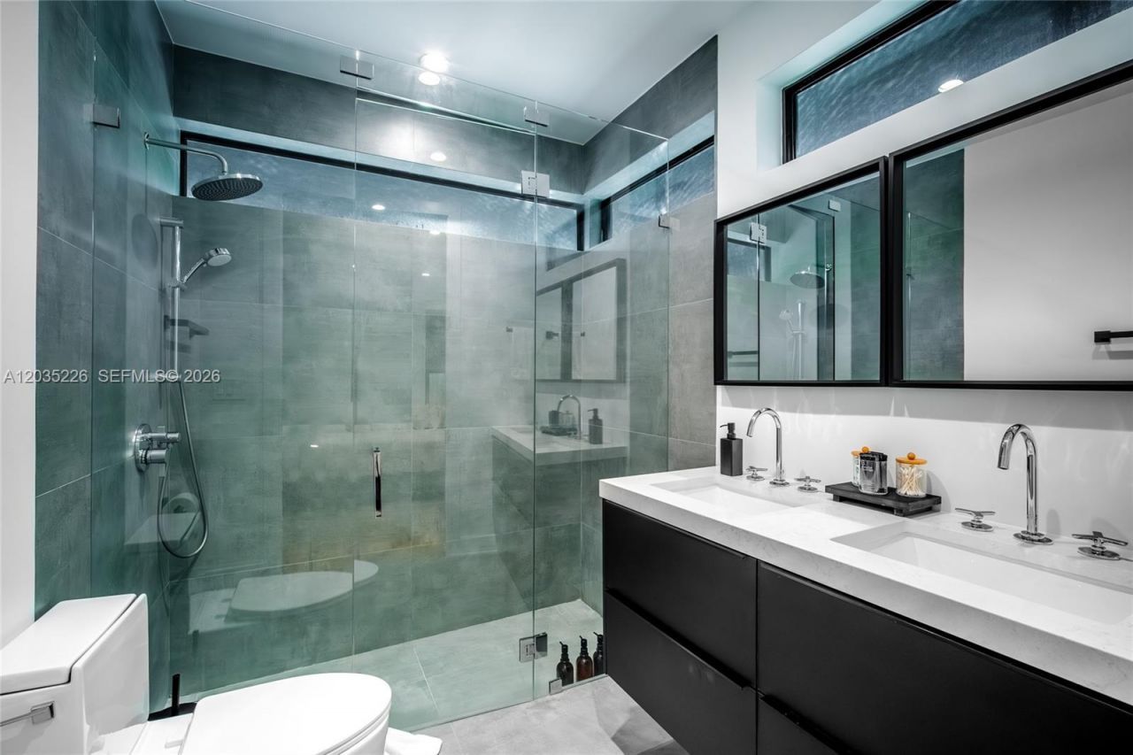 243 NW 42nd St , Miami, FL 33127 Photo