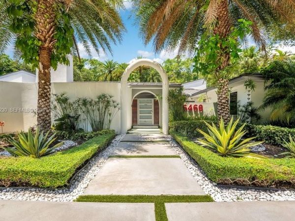 6460 SW 133rd Dr, Pinecrest, FL 33156