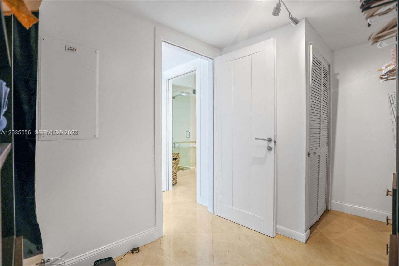 1830 S Ocean Dr , Unit 4511, Hallandale Beach, FL 33009 Photo