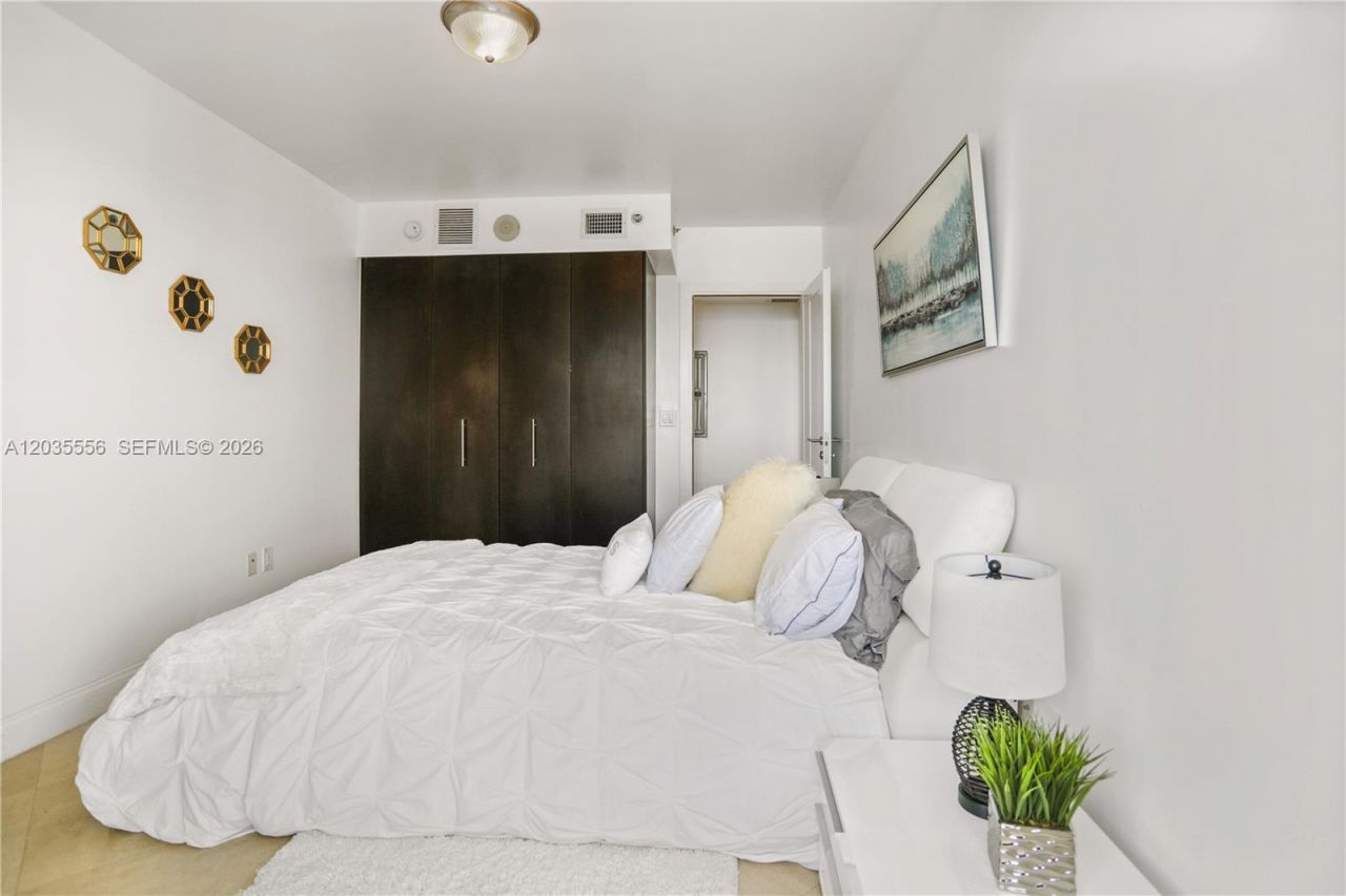 1830 S Ocean Dr , Unit 4511, Hallandale Beach, FL 33009 Photo