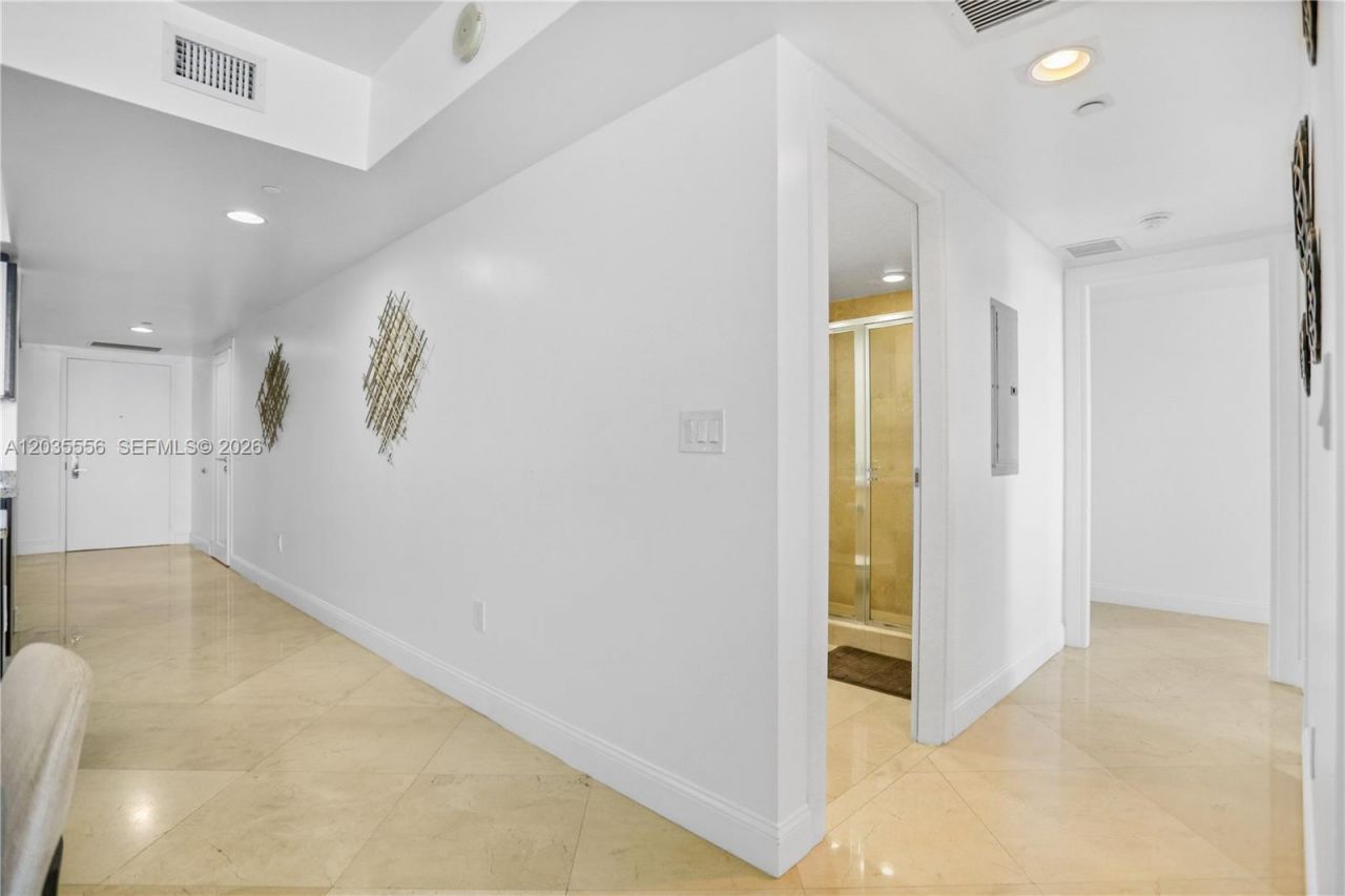 1830 S Ocean Dr , Unit 4511, Hallandale Beach, FL 33009 Photo
