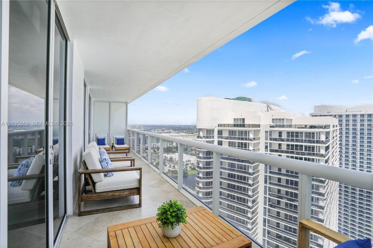 1830 S Ocean Dr , Unit 4511, Hallandale Beach, FL 33009 Photo