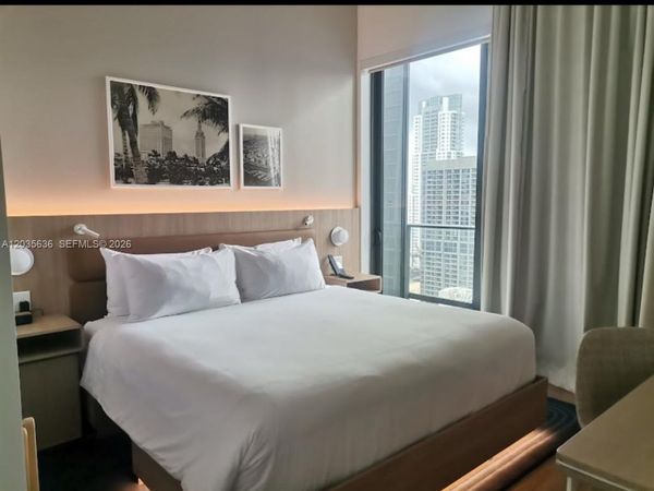 601 NE 1st Ave , Unit 1720, Miami, FL 33132