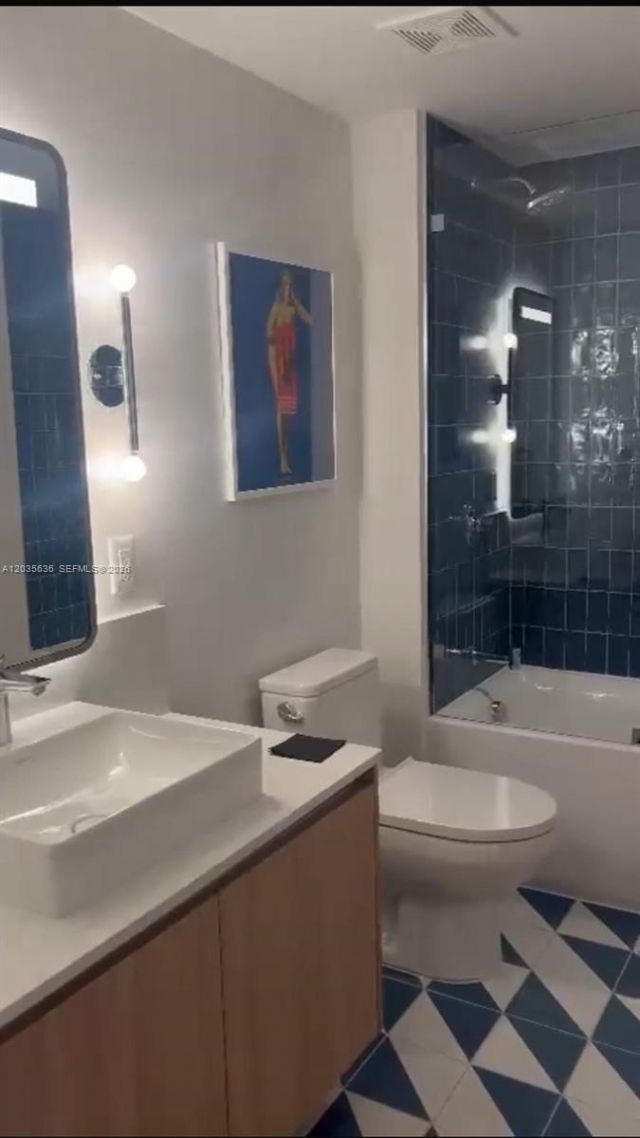601 NE 1st Ave , Unit 1720, Miami, FL 33132 Photo