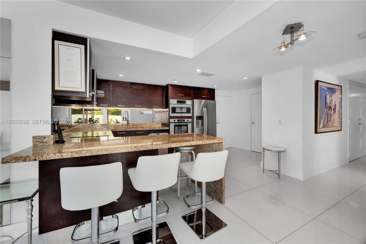 9400 W Bay Harbor Dr , Unit 101, Bay Harbor Islands, FL 33154 Photo