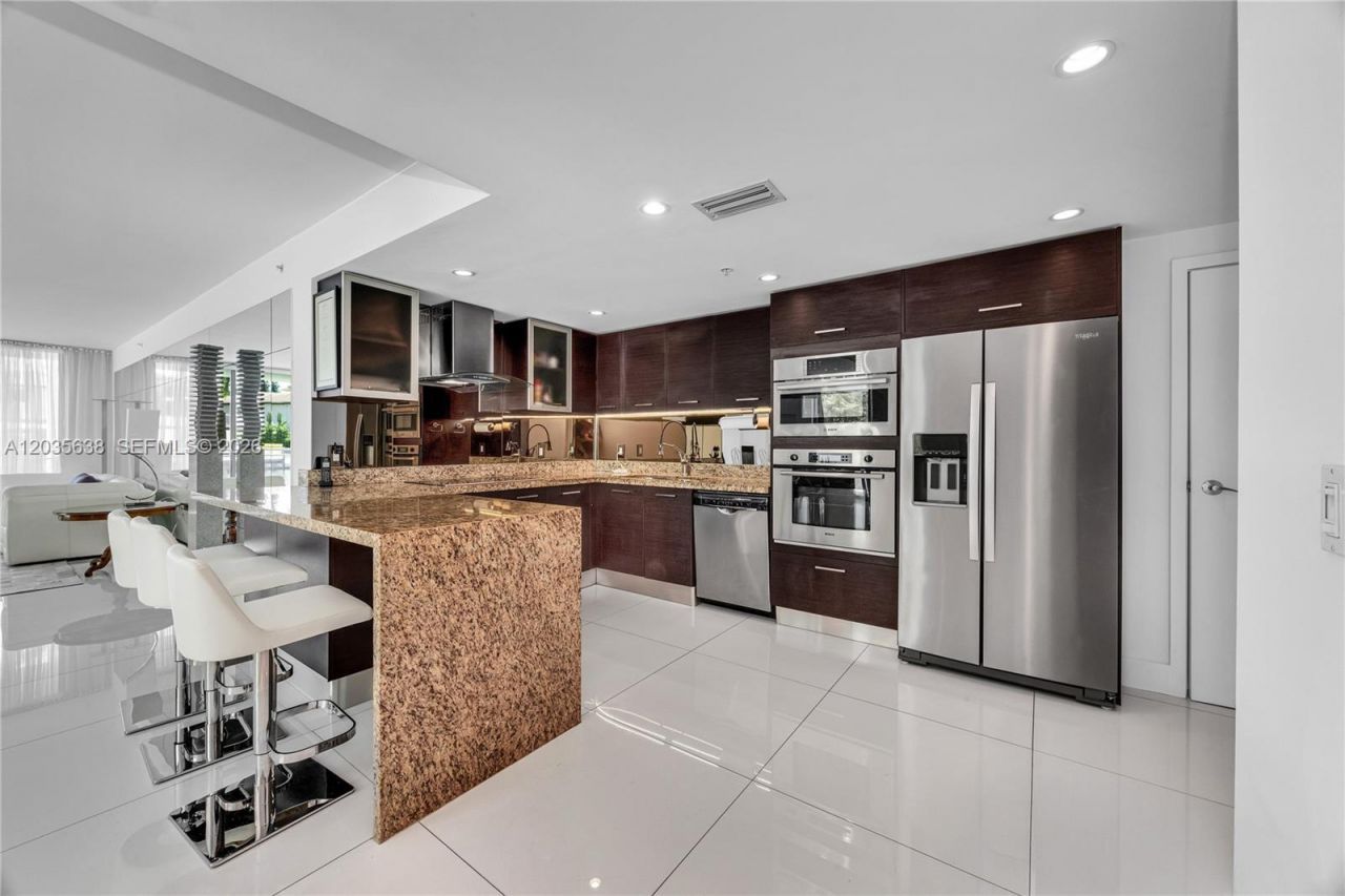 9400 W Bay Harbor Dr , Unit 101, Bay Harbor Islands, FL 33154 Photo