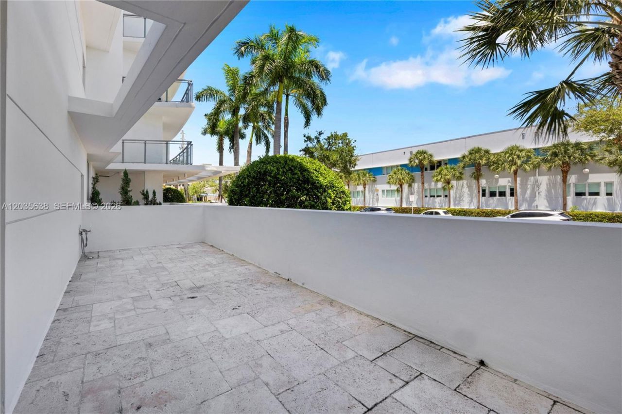 9400 W Bay Harbor Dr , Unit 101, Bay Harbor Islands, FL 33154 Photo