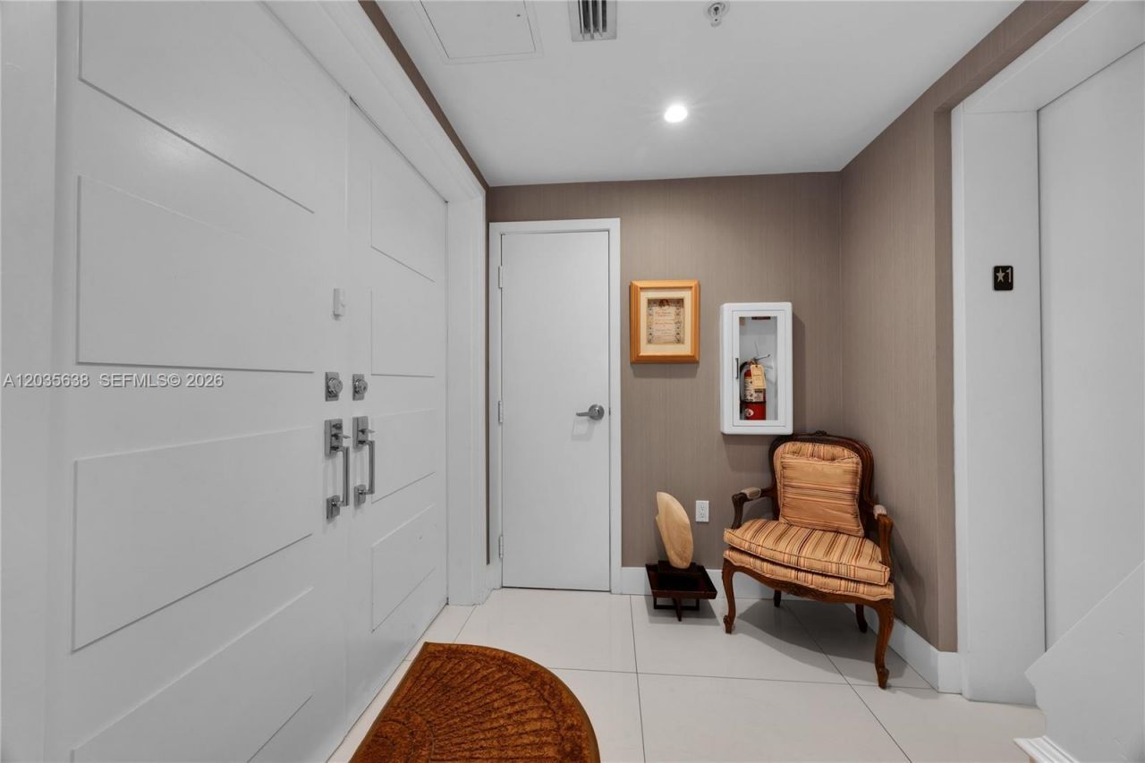 9400 W Bay Harbor Dr , Unit 101, Bay Harbor Islands, FL 33154 Photo