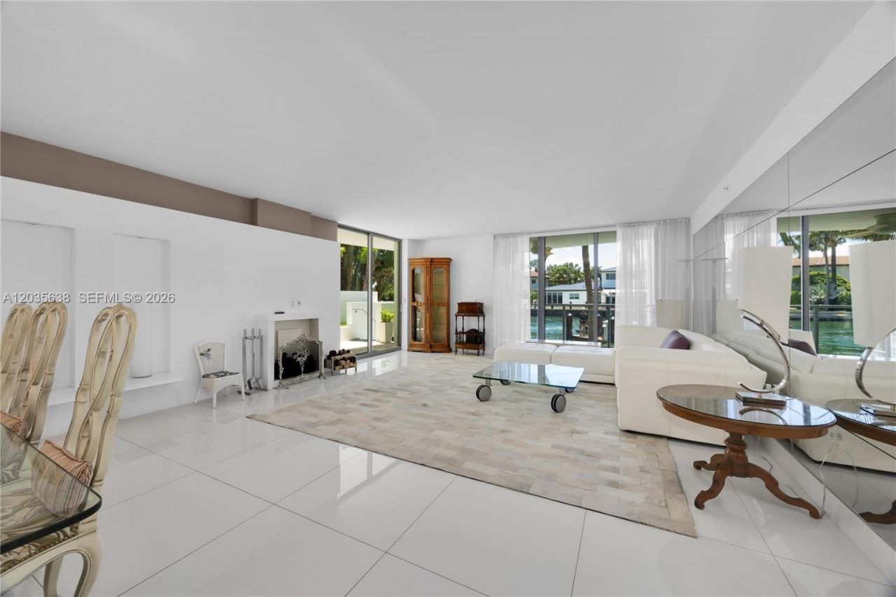9400 W Bay Harbor Dr , Unit 101, Bay Harbor Islands, FL 33154 Photo