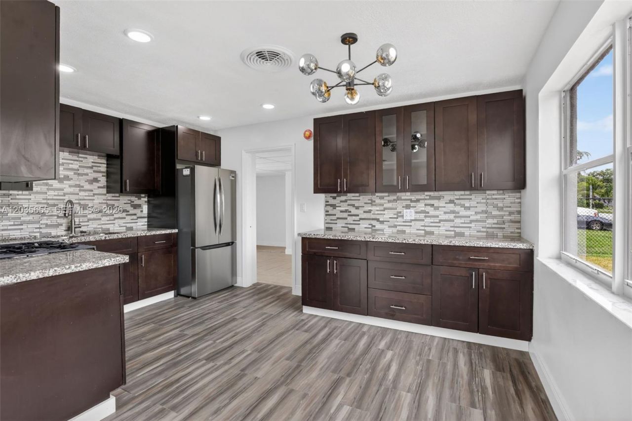 6250 NW 14th St , Sunrise, FL 33313 Photo