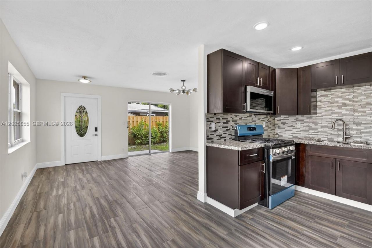 6250 NW 14th St , Sunrise, FL 33313 Photo