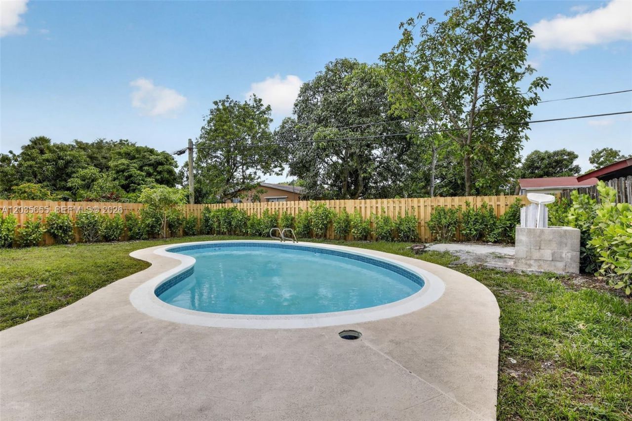 6250 NW 14th St , Sunrise, FL 33313 Photo