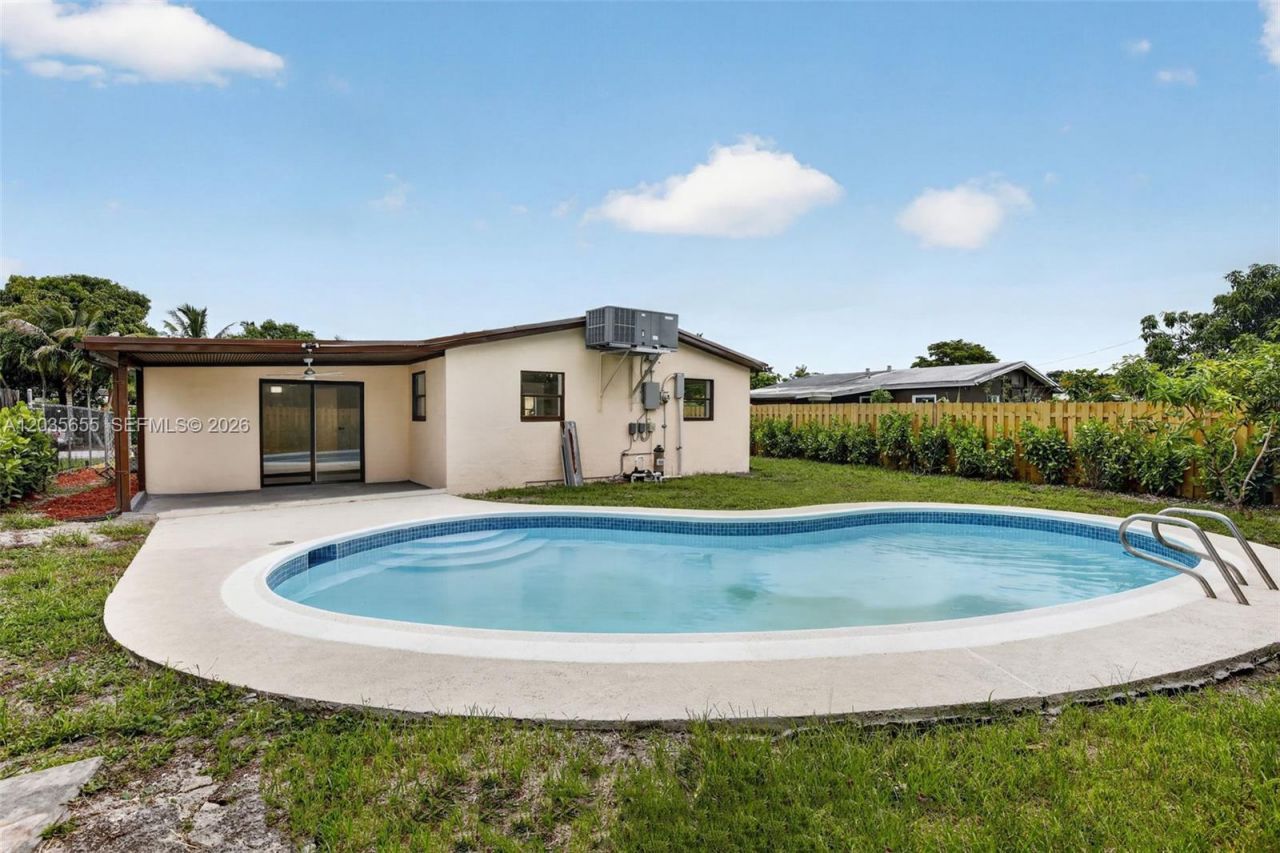 6250 NW 14th St , Sunrise, FL 33313 Photo