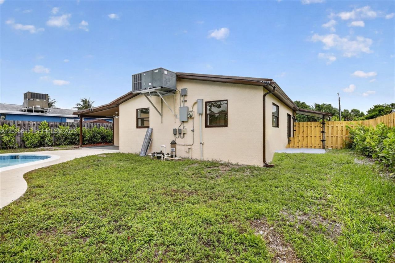 6250 NW 14th St , Sunrise, FL 33313 Photo
