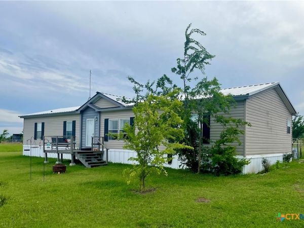 1605 County Road 210 , Bertram, TX 78605