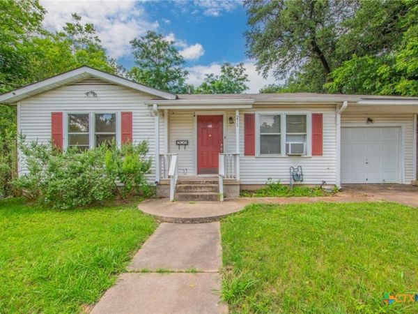 211 W 14th Avenue , Belton, TX 76513