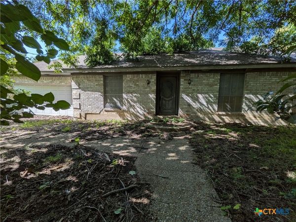 3802 Deer Trail , Temple, TX 76504