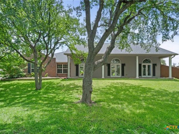 68 Richland Drive , Belton, TX 76513