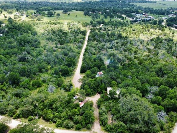 1998 Upper Elgin River Road , Elgin, TX 78621