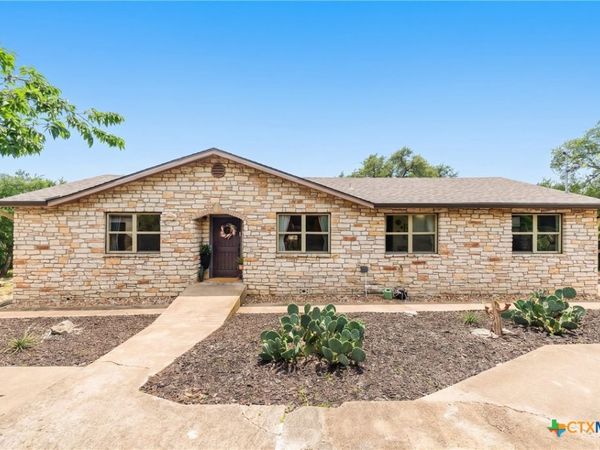 30 Pecan Branch 2, Florence, TX 76527