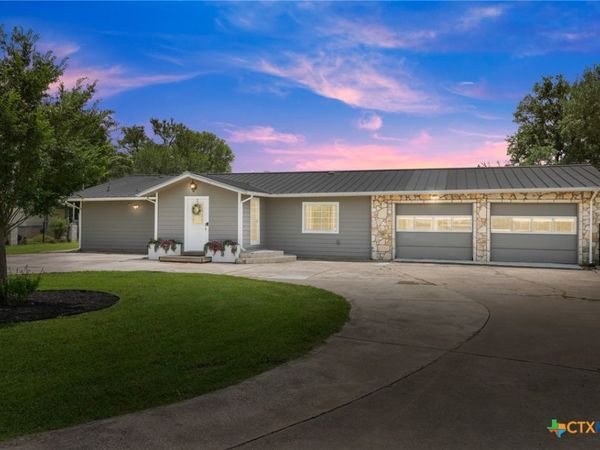 9725 Bock Road , Buda, TX 78610
