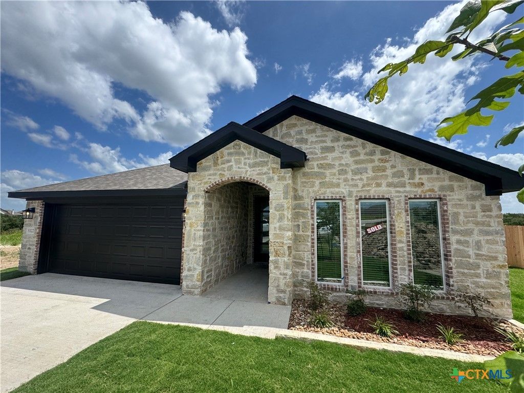 5322 Lassen Lane , Belton, TX 76513 Main Photo