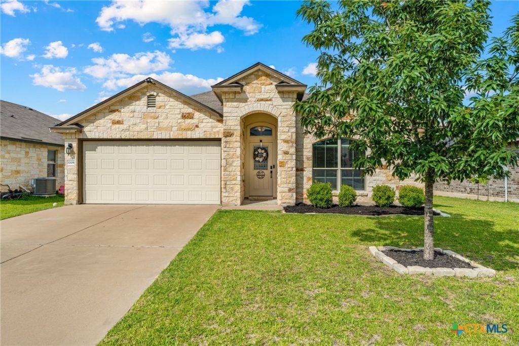 3208 Jackal Drive , Lorena, TX 76655 Main Photo