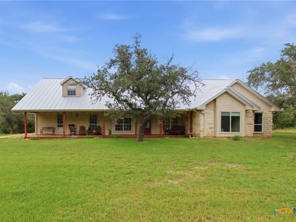 7020 County Road 211 , Florence, TX 76527