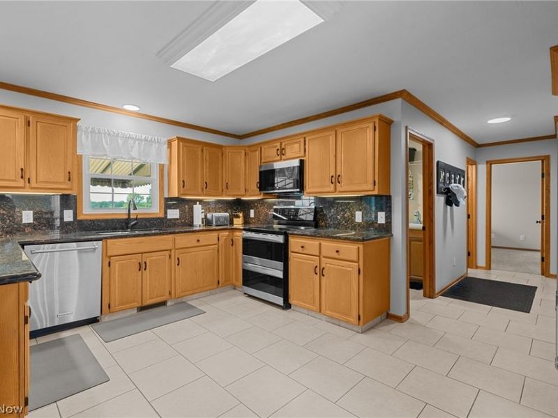 2275 Cyprus Drive SE, Massillon, OH 44646 Photo 20