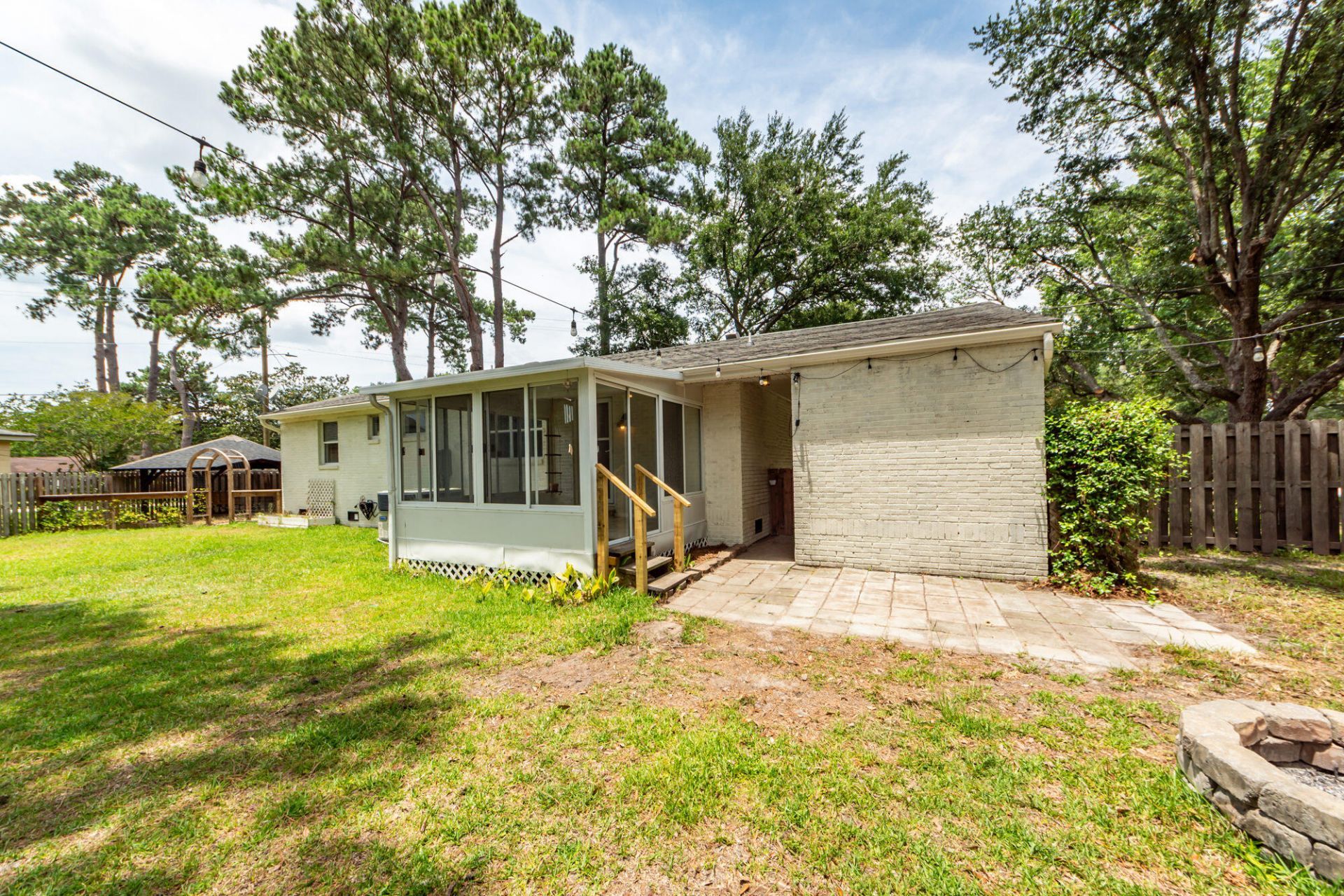 343 Cessna Avenue Photo 48