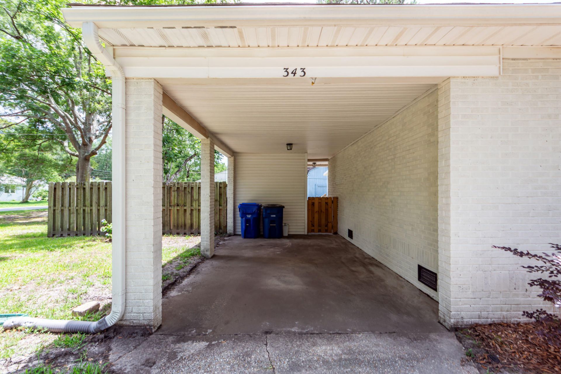 343 Cessna Avenue Photo 51
