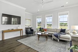 1636 Florentia Street photo 4