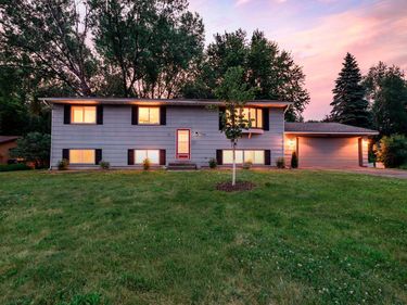 17160 Hershey Court, Lakeville, MN 55044