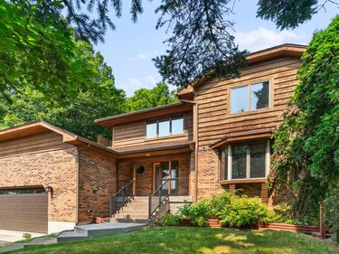439 Hartley Place, Duluth, MN 55803