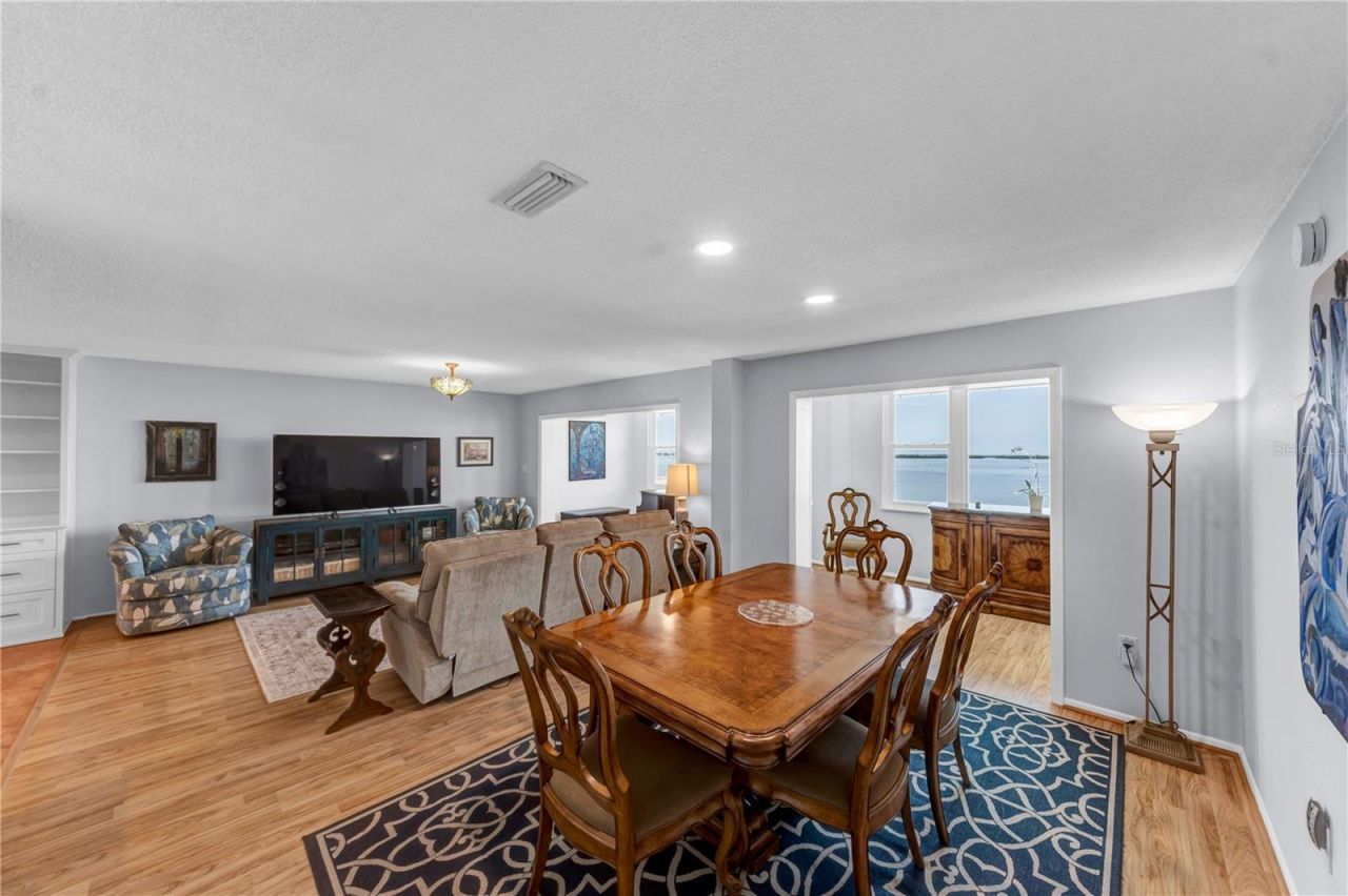 622 Edgewater Drive, Unit 823, Dunedin, FL 34698 Photo