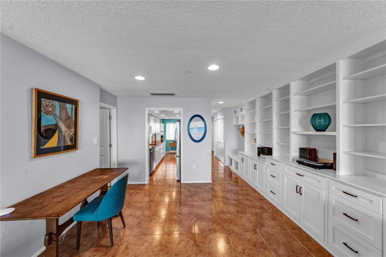622 Edgewater Drive, Unit 823, Dunedin, FL 34698 Photo
