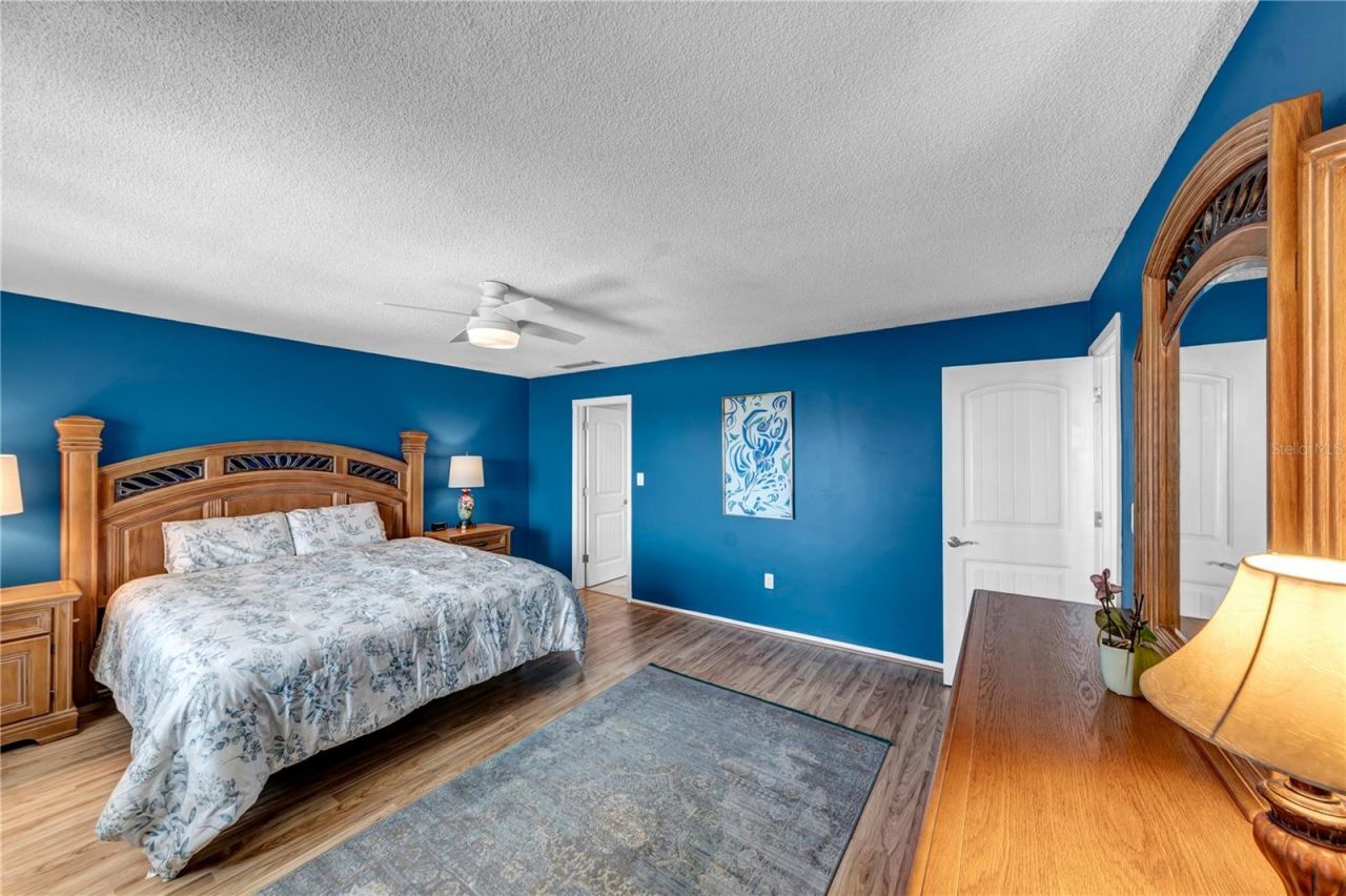622 Edgewater Drive, Unit 823, Dunedin, FL 34698 Photo