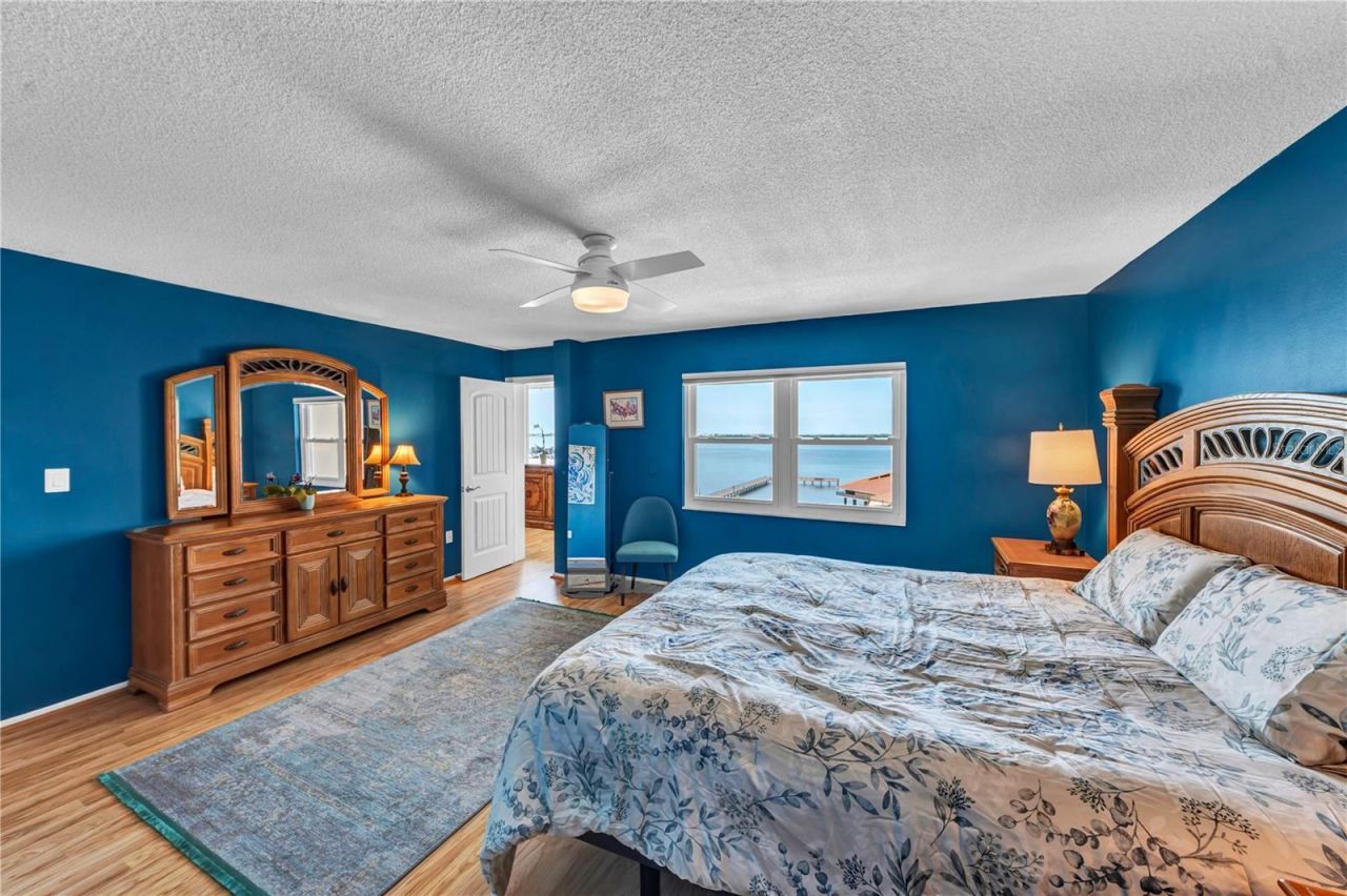 622 Edgewater Drive, Unit 823, Dunedin, FL 34698 Photo