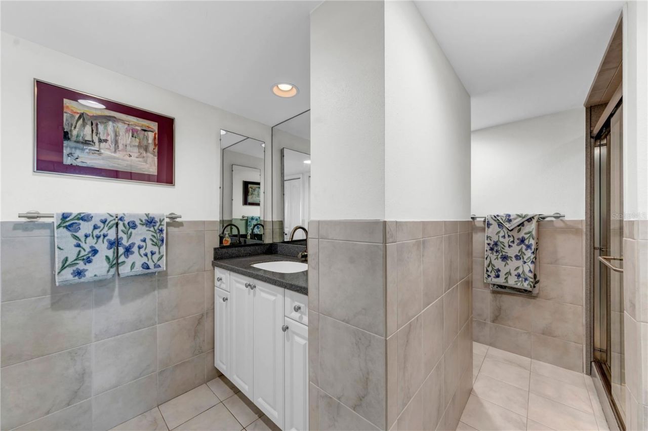 622 Edgewater Drive, Unit 823, Dunedin, FL 34698 Photo