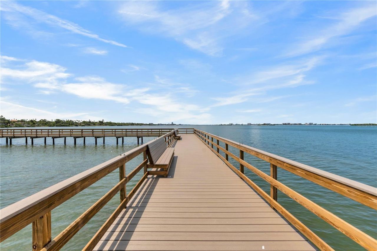 622 Edgewater Drive, Unit 823, Dunedin, FL 34698 Photo