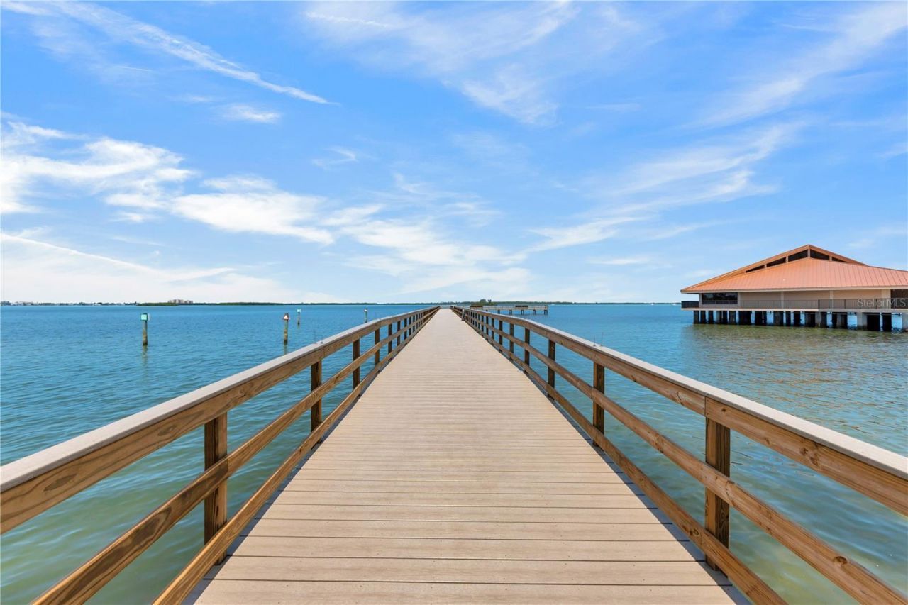 622 Edgewater Drive, Unit 823, Dunedin, FL 34698 Photo